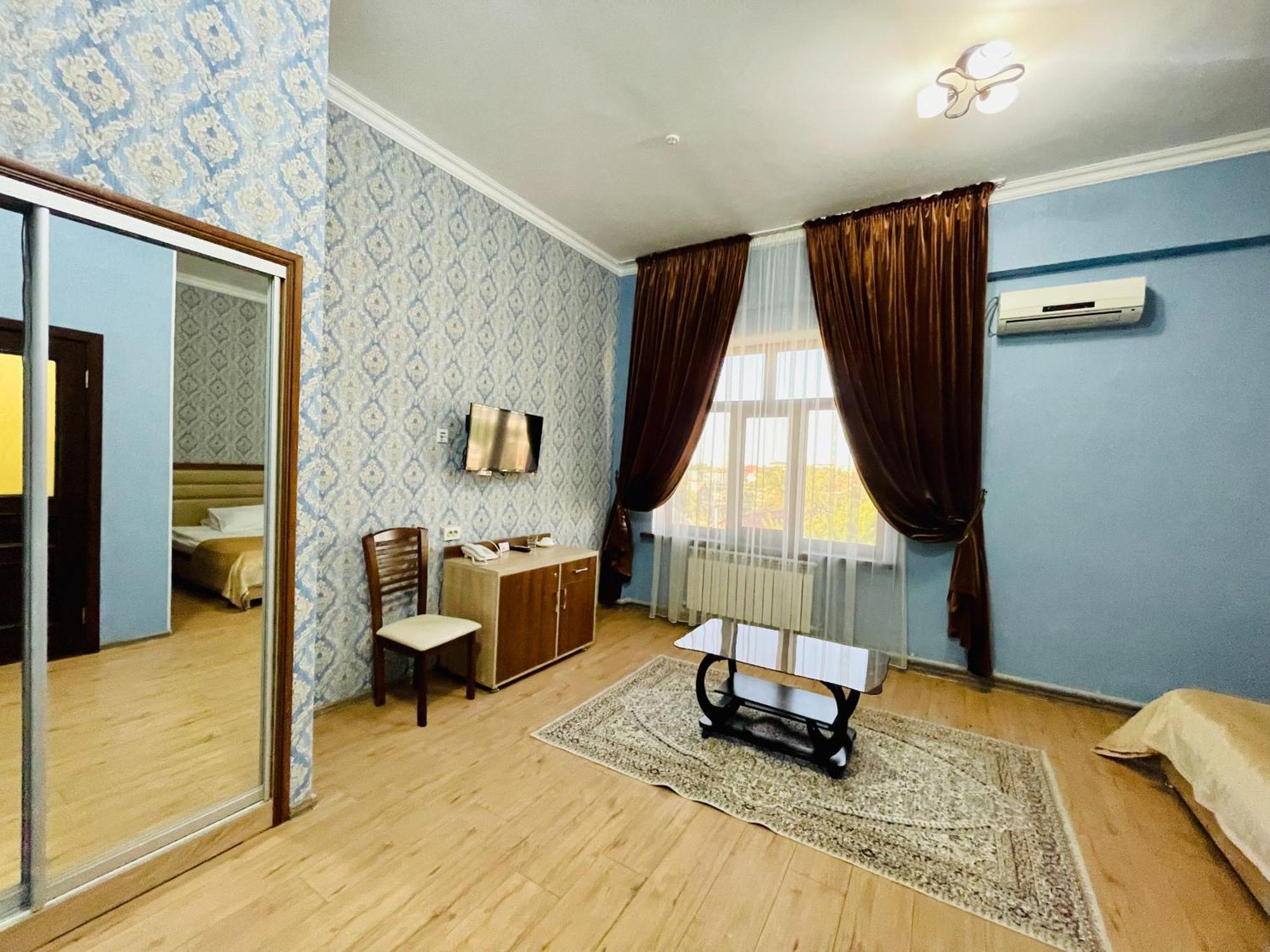 Dostyk Hotel Къзълорда Екстериор снимка