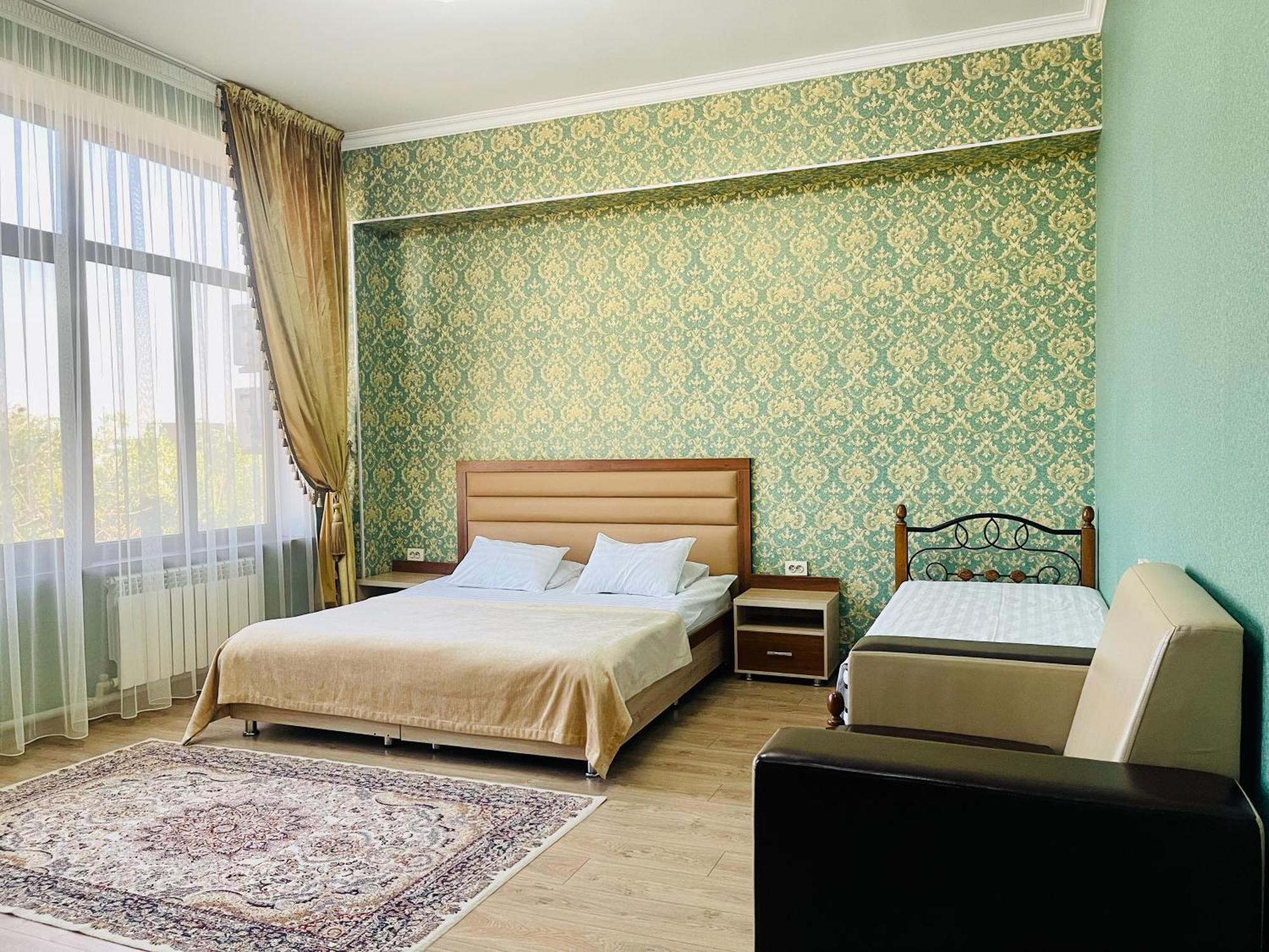 Dostyk Hotel Къзълорда Екстериор снимка