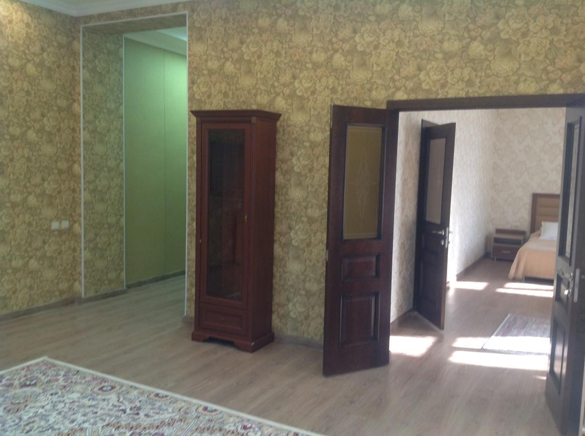 Dostyk Hotel Къзълорда Екстериор снимка