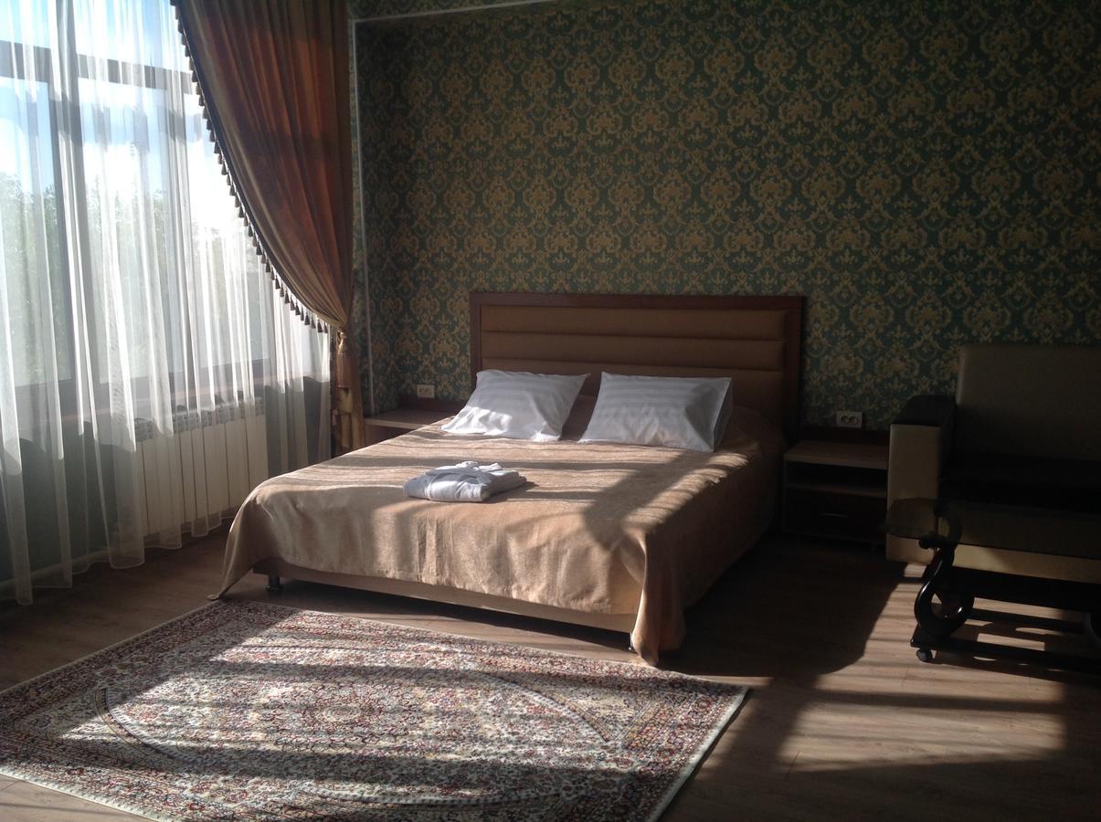Dostyk Hotel Къзълорда Екстериор снимка