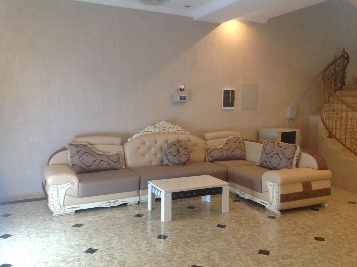 Dostyk Hotel Къзълорда Екстериор снимка