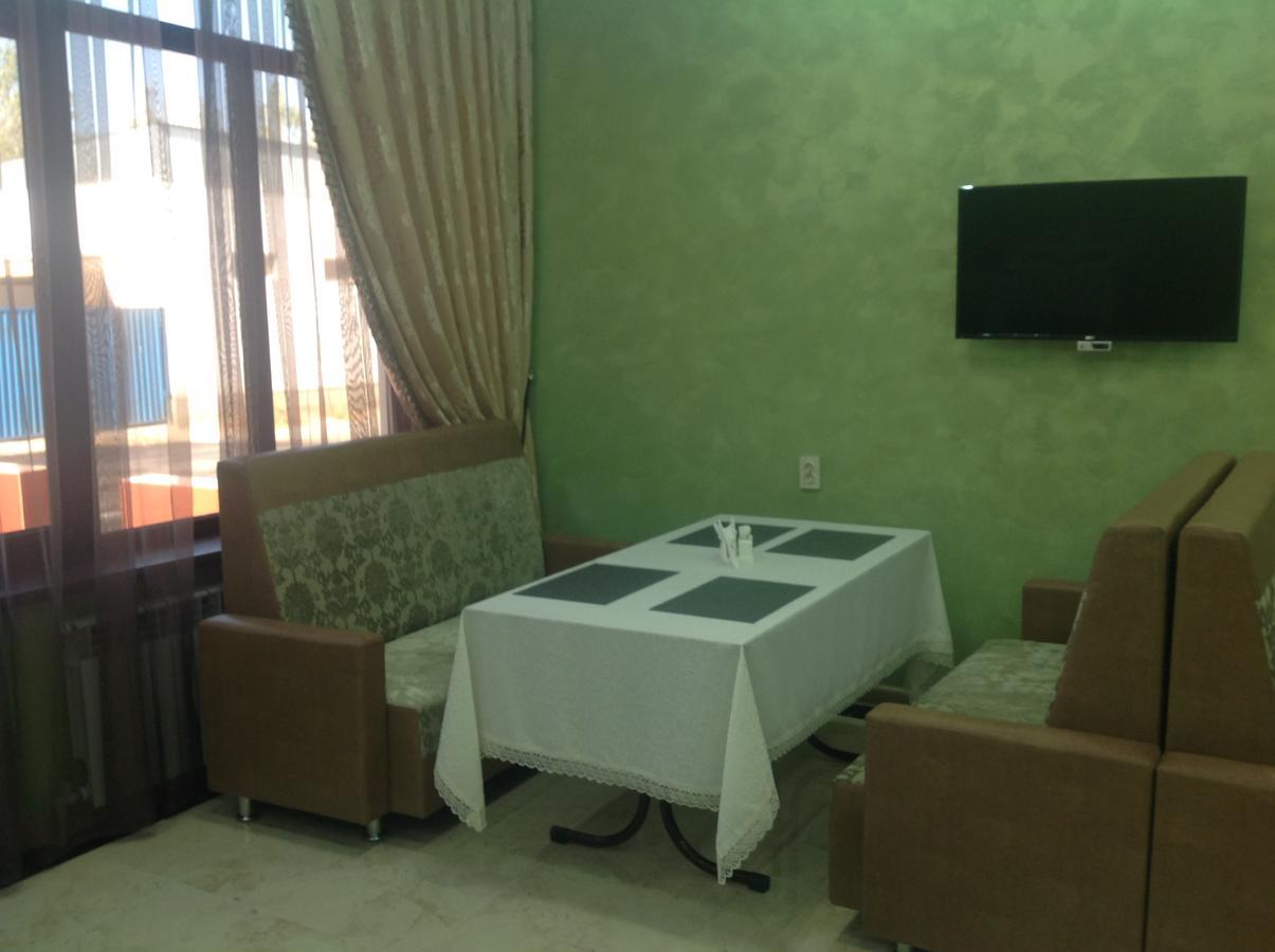 Dostyk Hotel Къзълорда Екстериор снимка