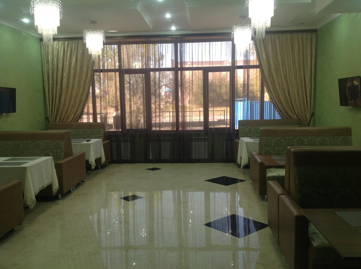 Dostyk Hotel Къзълорда Екстериор снимка