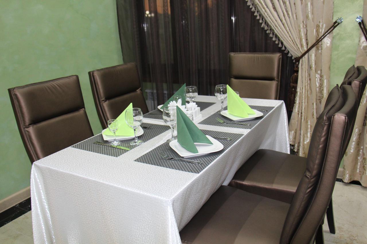 Dostyk Hotel Къзълорда Екстериор снимка