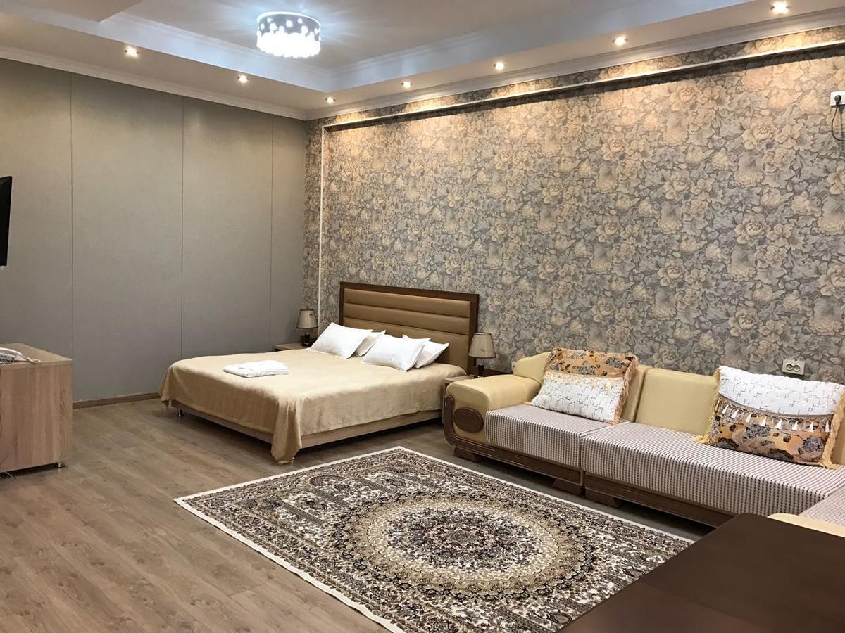 Dostyk Hotel Къзълорда Екстериор снимка
